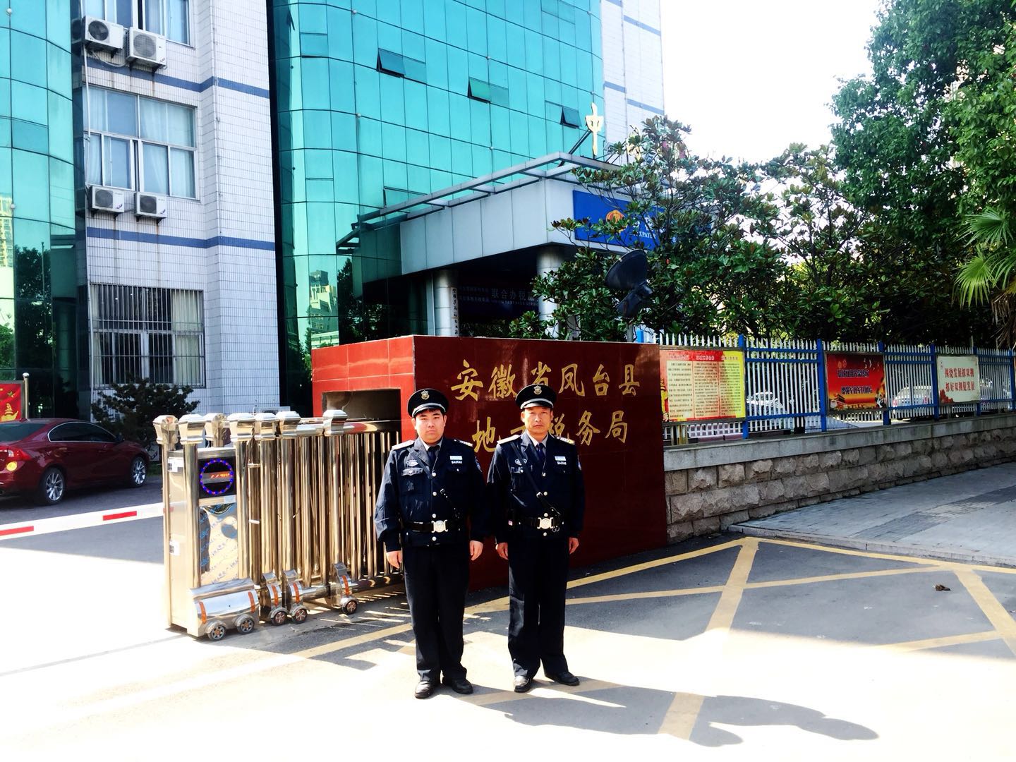 P_(ti)hض P_(ti)hط(w)